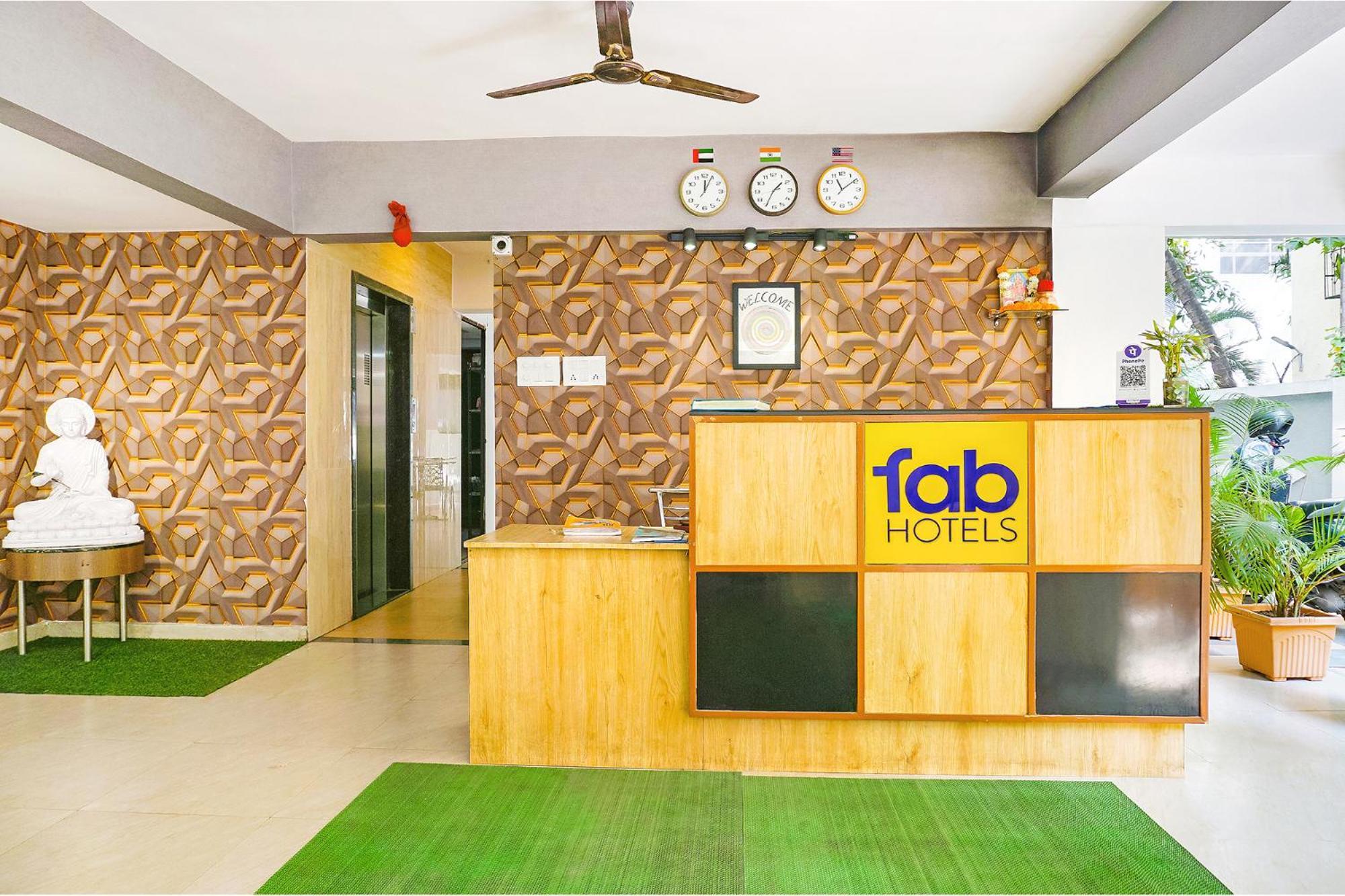 Fabhotel Saffron Inn I - Nr Darshan Museum 푸네 외부 사진