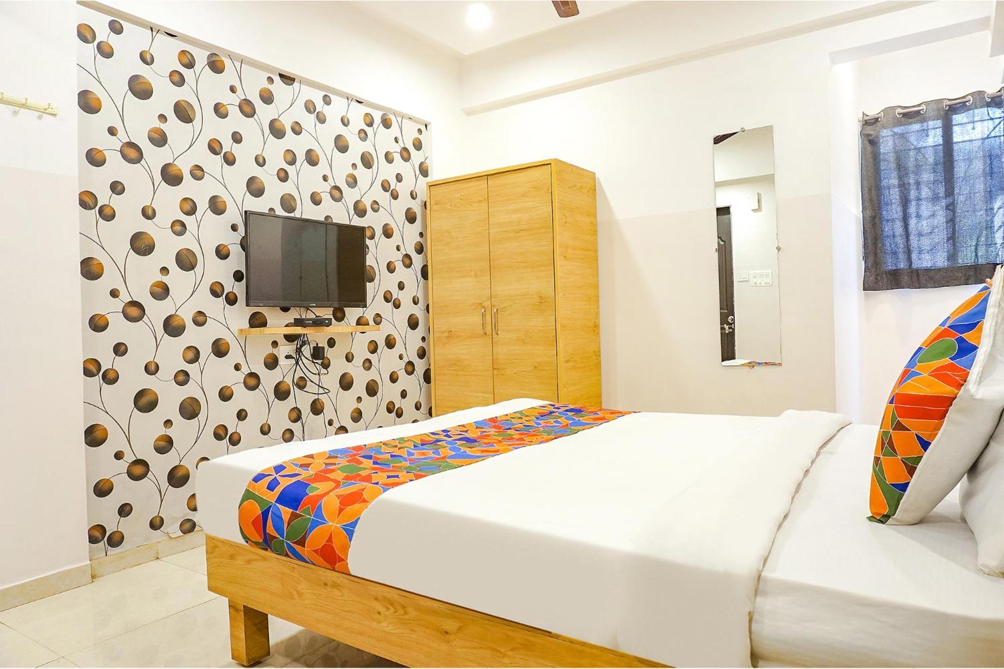 Fabhotel Saffron Inn I - Nr Darshan Museum 푸네 외부 사진