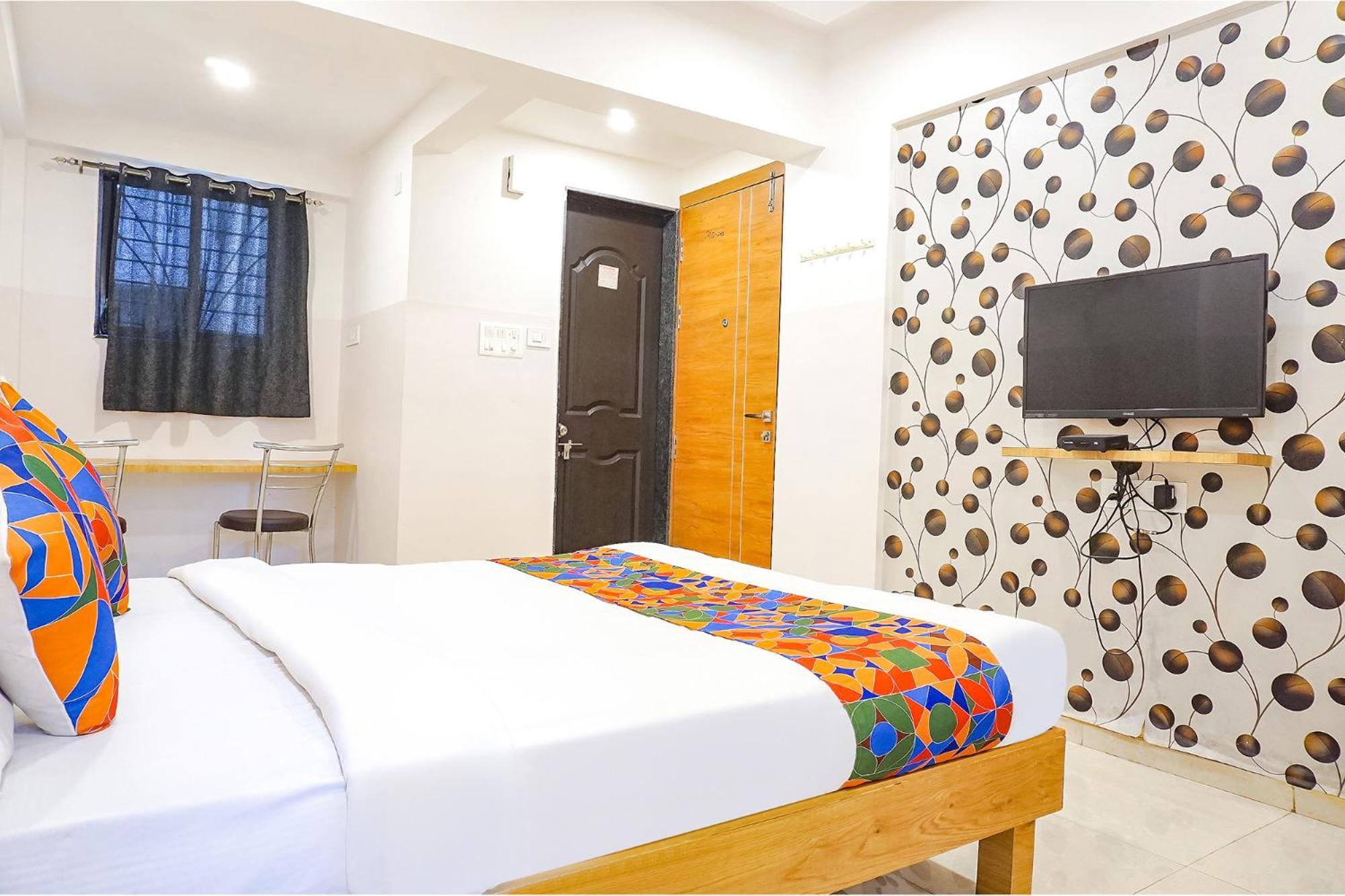 Fabhotel Saffron Inn I - Nr Darshan Museum 푸네 외부 사진