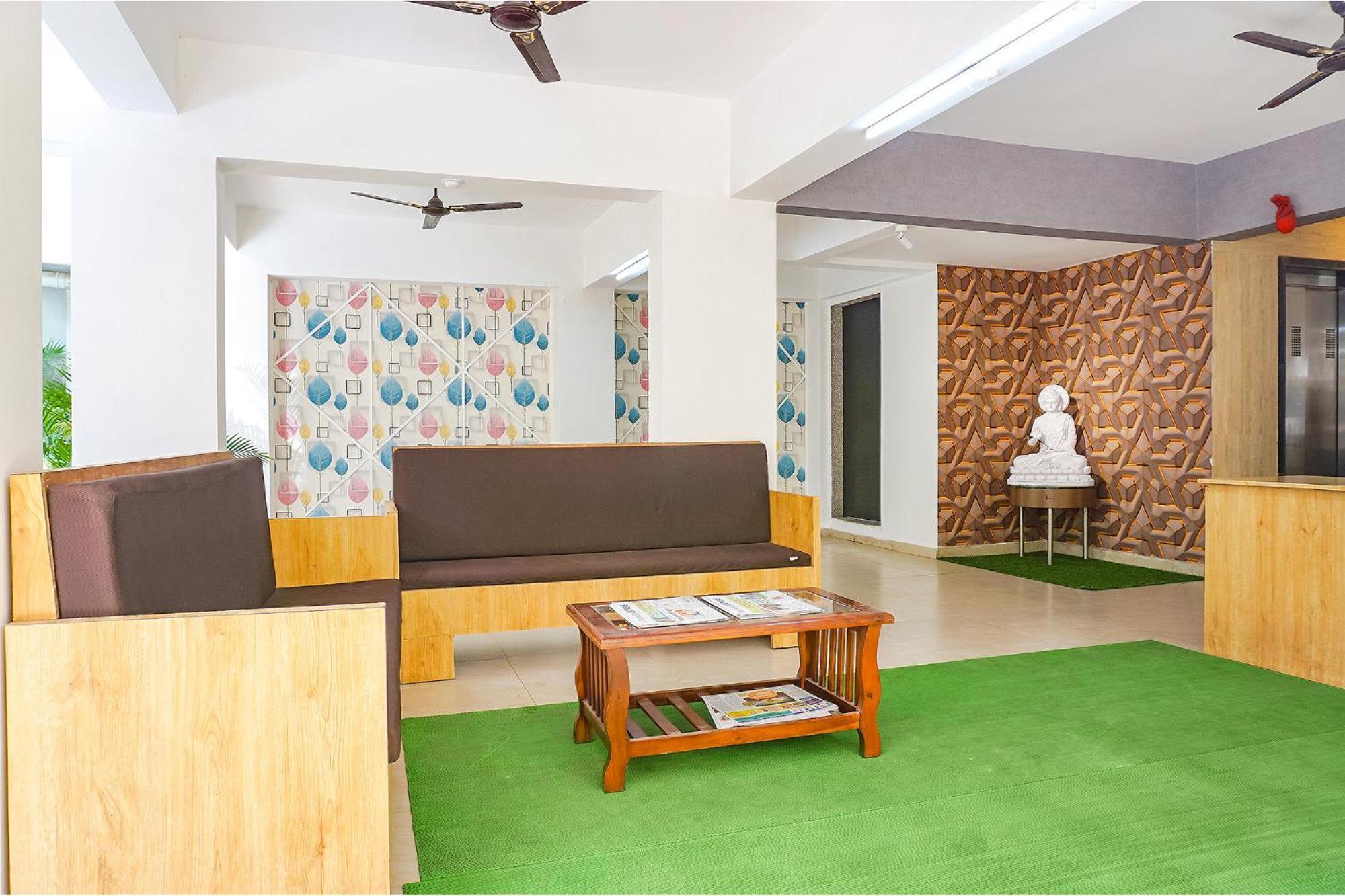 Fabhotel Saffron Inn I - Nr Darshan Museum 푸네 외부 사진