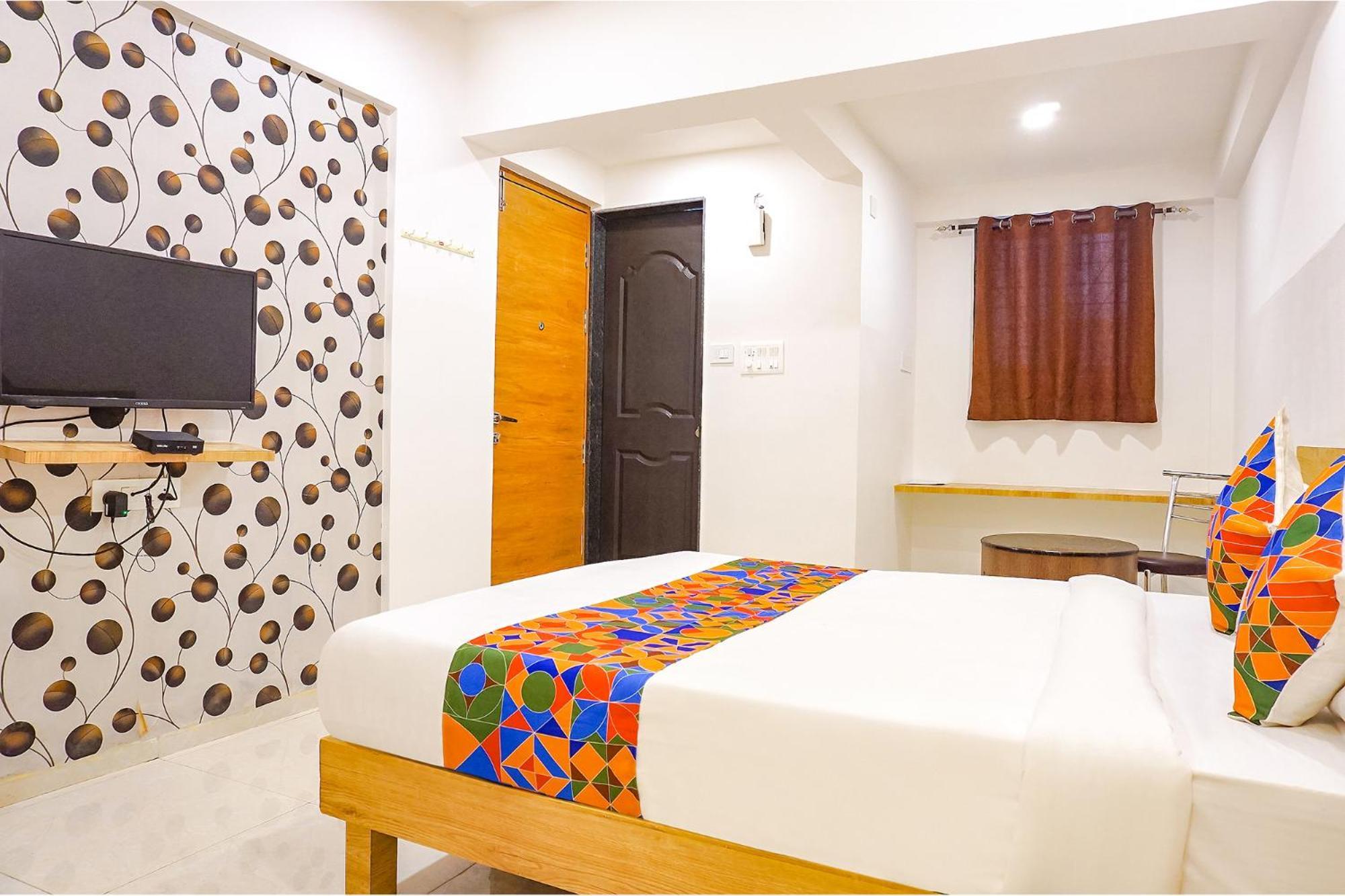 Fabhotel Saffron Inn I - Nr Darshan Museum 푸네 외부 사진