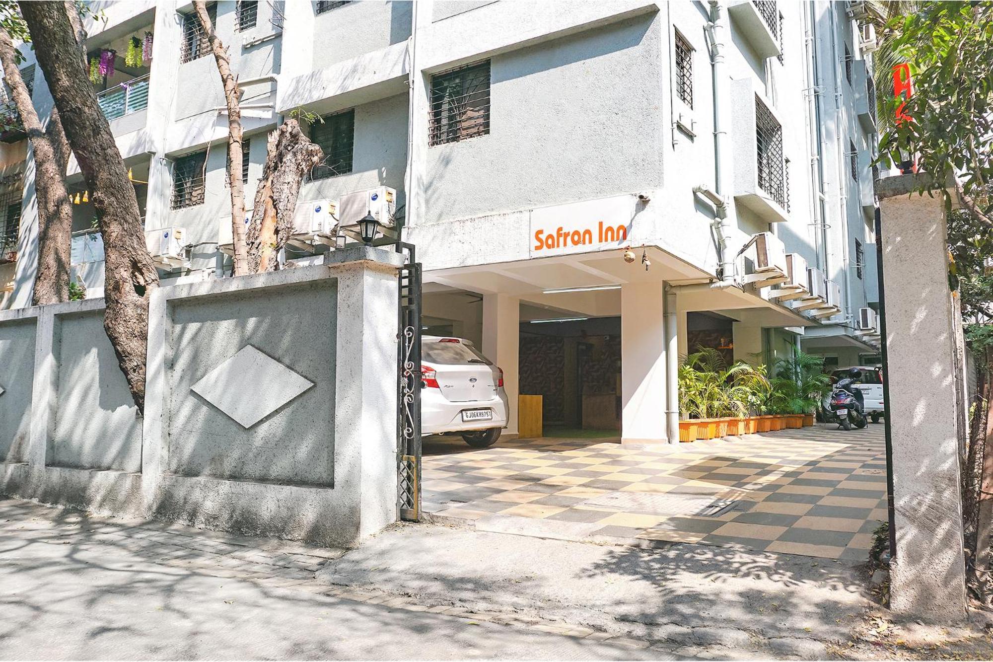 Fabhotel Saffron Inn I - Nr Darshan Museum 푸네 외부 사진